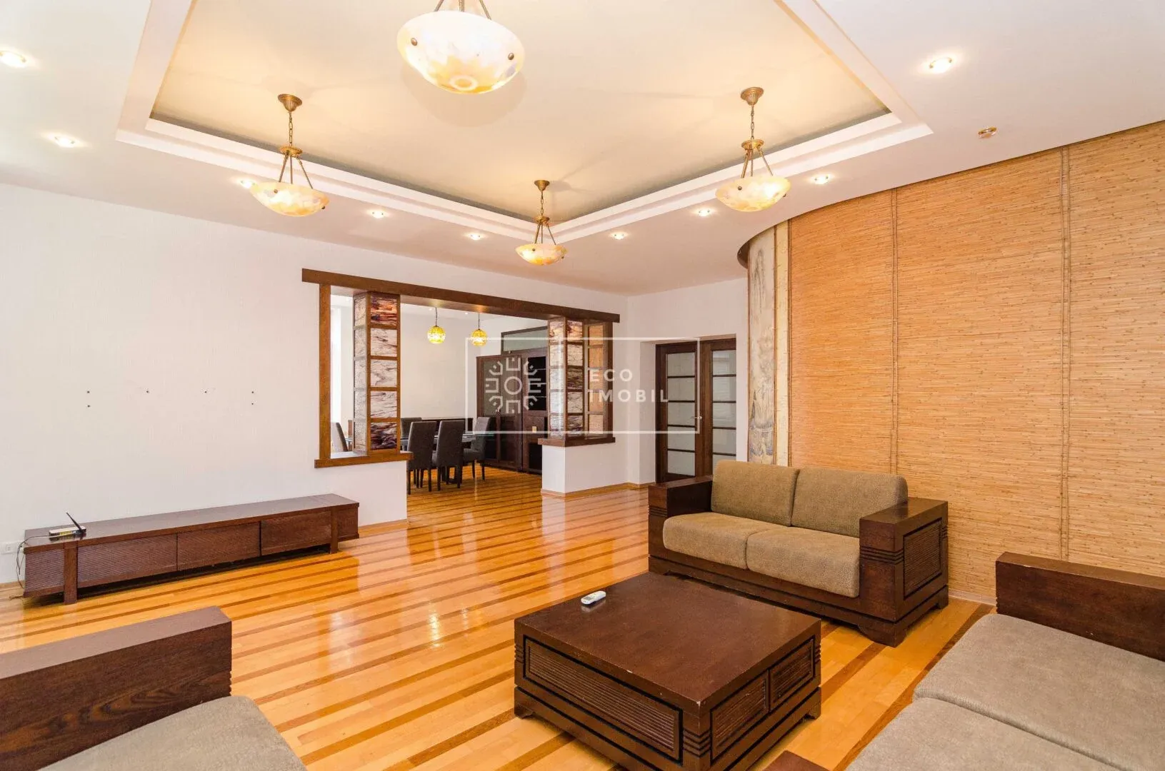 2-этажный дом, 3 комнаты, 500 м² — Изображение 3
