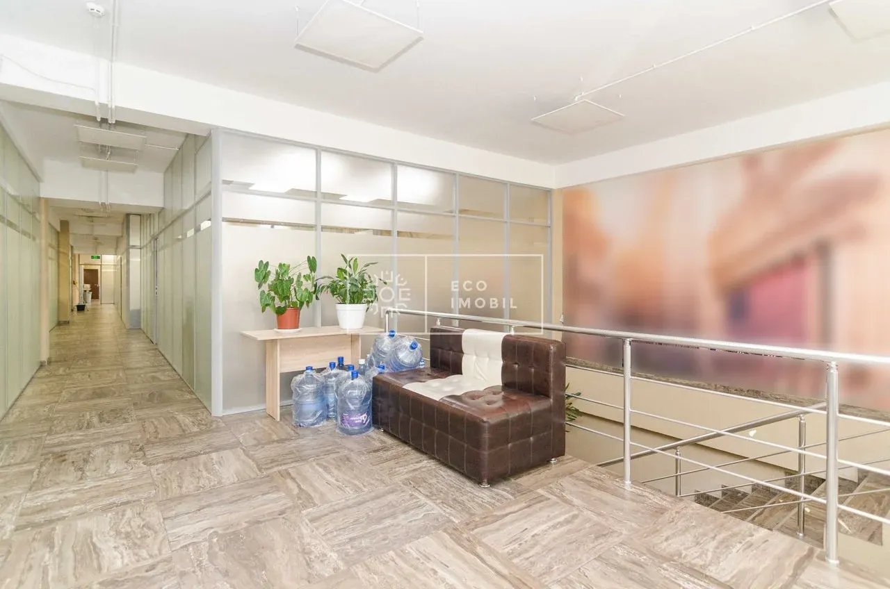 1-bedroom office, 484 m² — Image 4