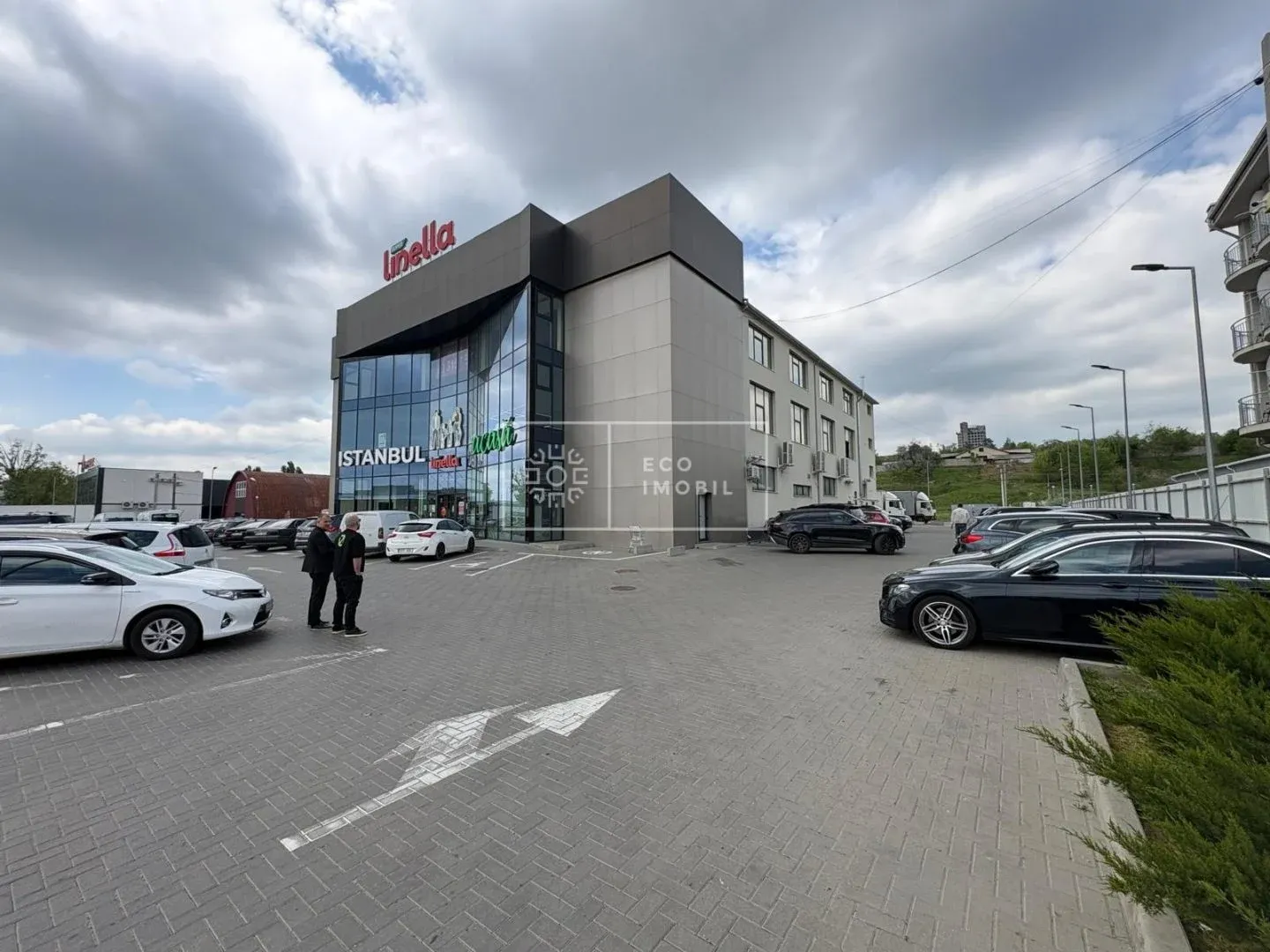 Commercial space, 600 m² — Image 1