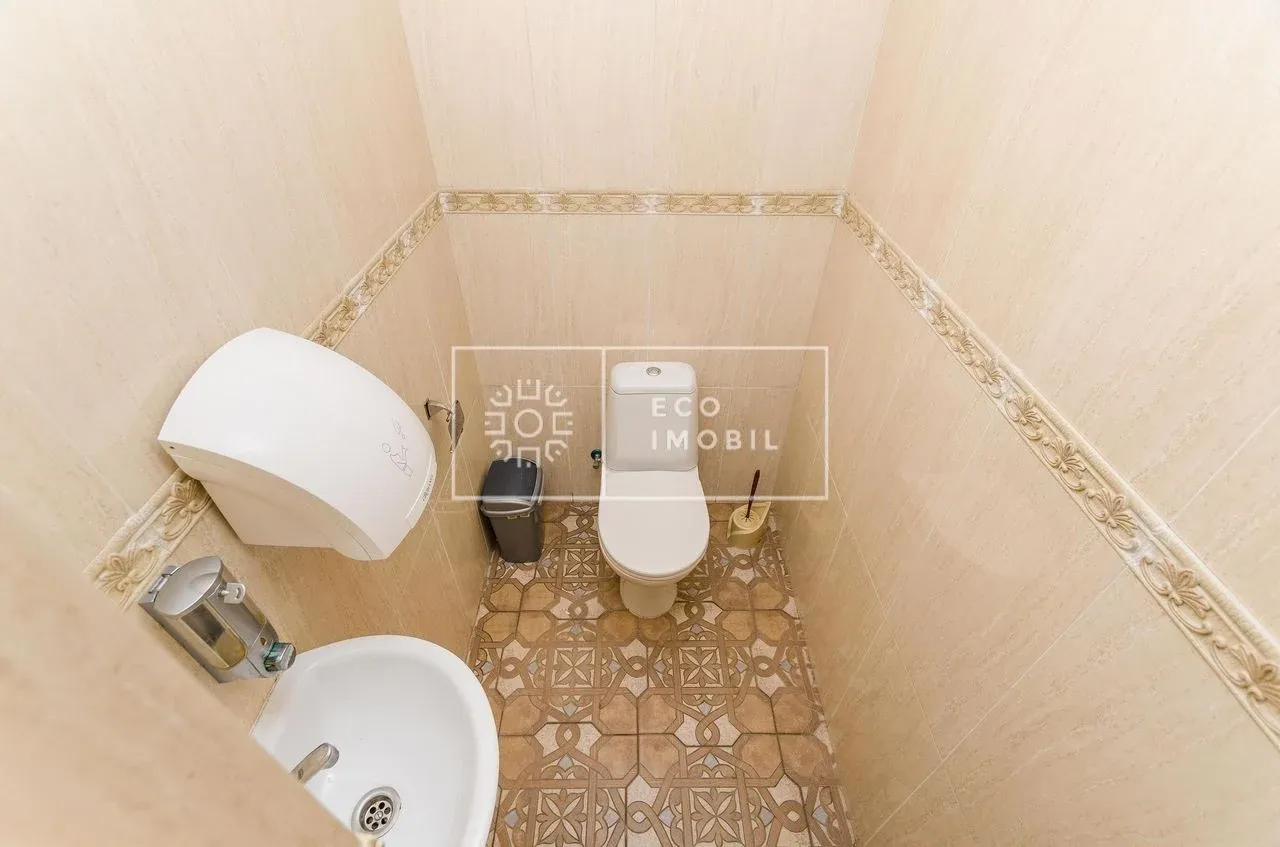 2-bedroom office, 156.4 m² — Image 2