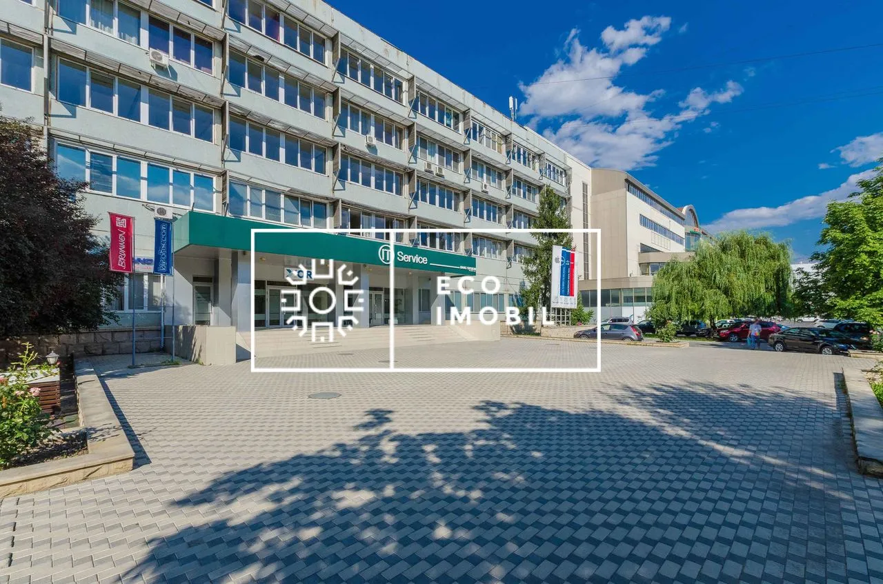 Office, 590 m² — Image 1