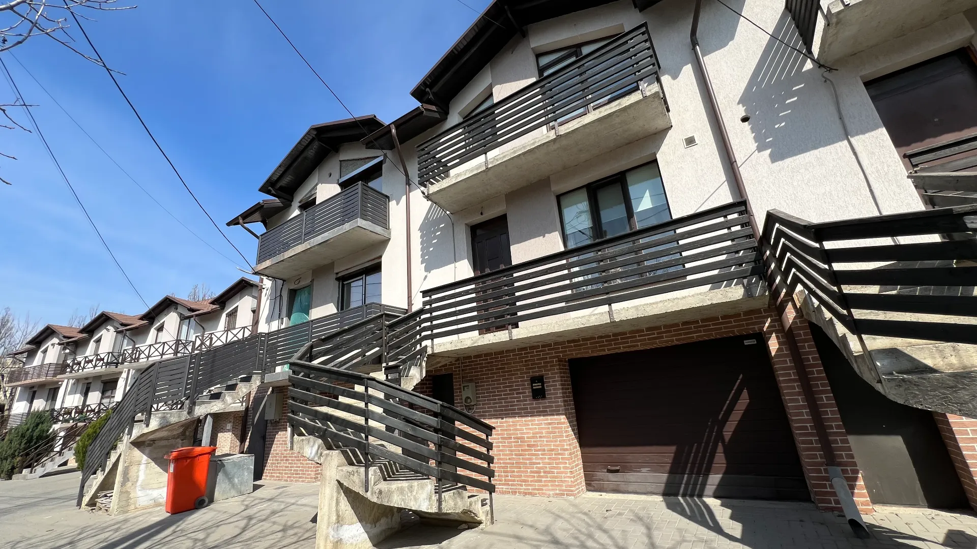 2-etaje casă, 180 m² — Imagine 4