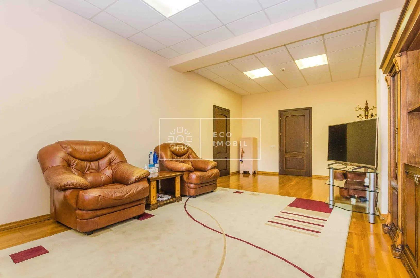 12-camere birou, 392 m² — Imagine 2