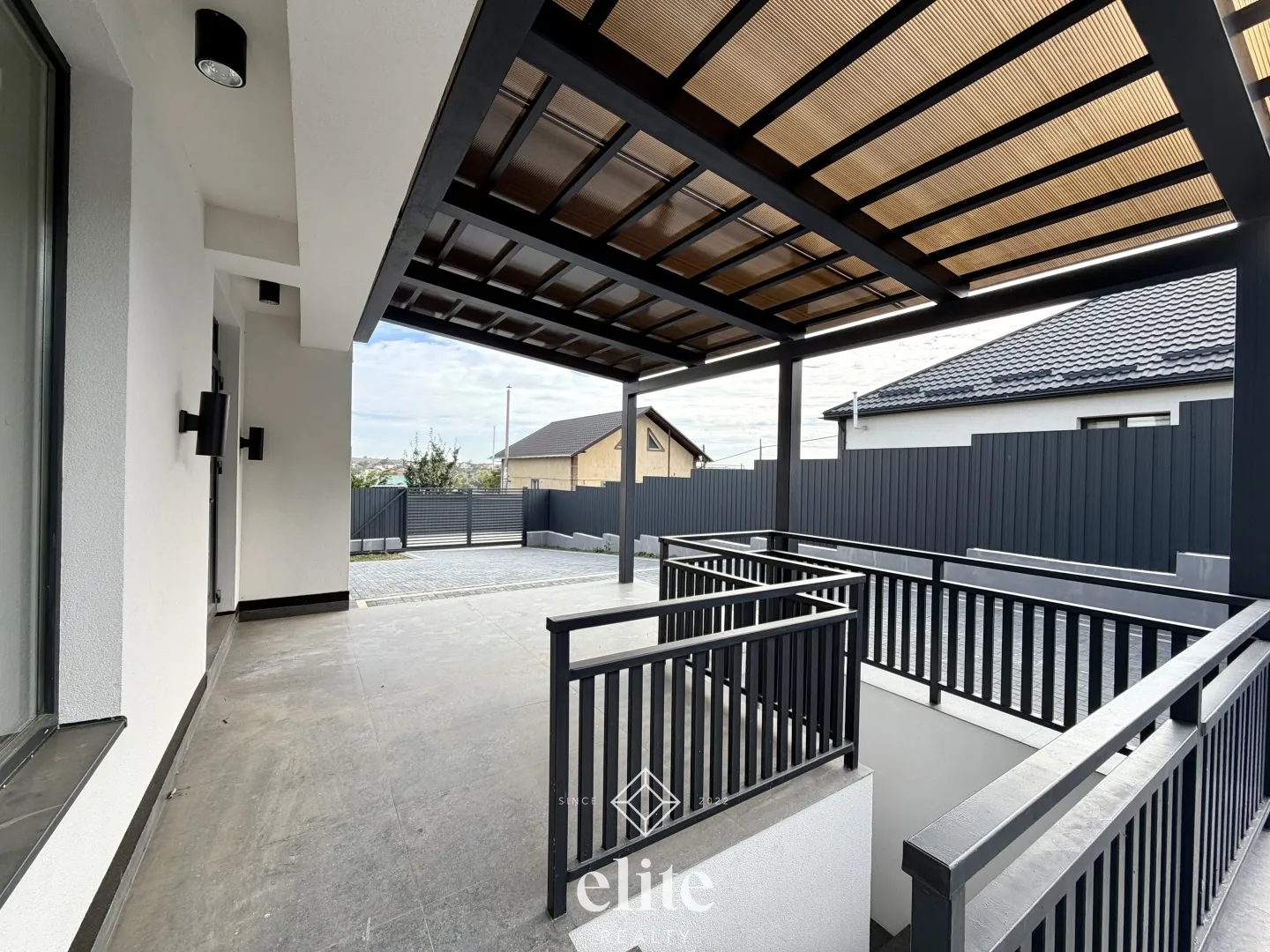 2-этажный дом, 4 комнаты, 140 м² — Изображение 4