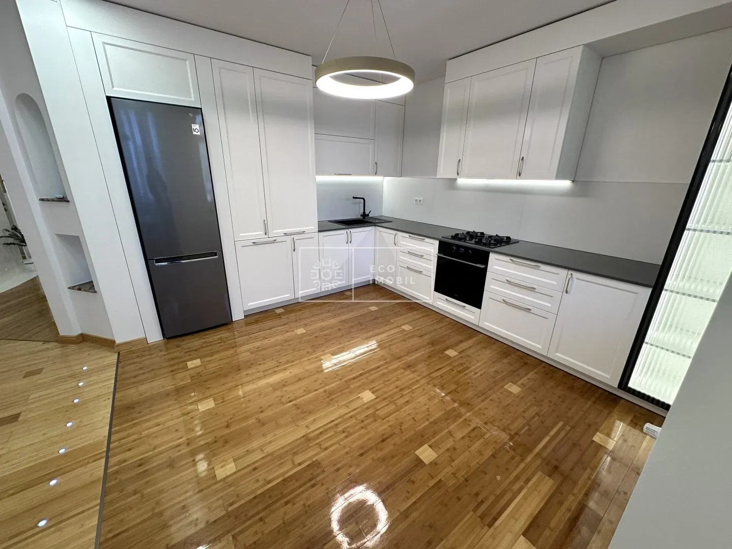 3-комнатная квартира, 120 м² — Изображение 2
