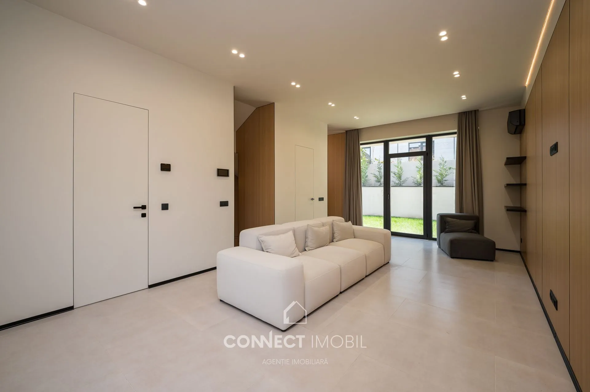 3-этажный дом, 3 комнаты, 180 м² — Изображение 3