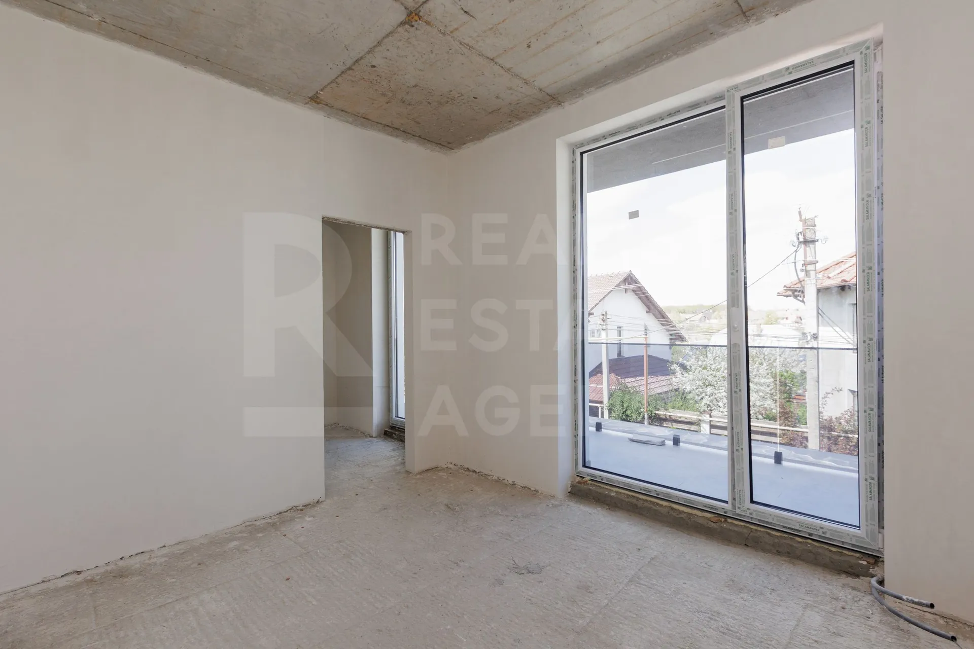 2-etaje casă, 5 camere, 175 m² — Imagine 2