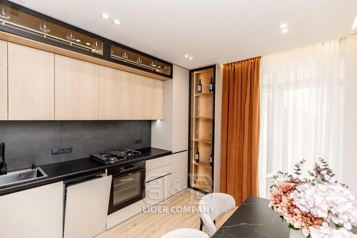 1-комнатная квартира, 52 м² — Изображение 2