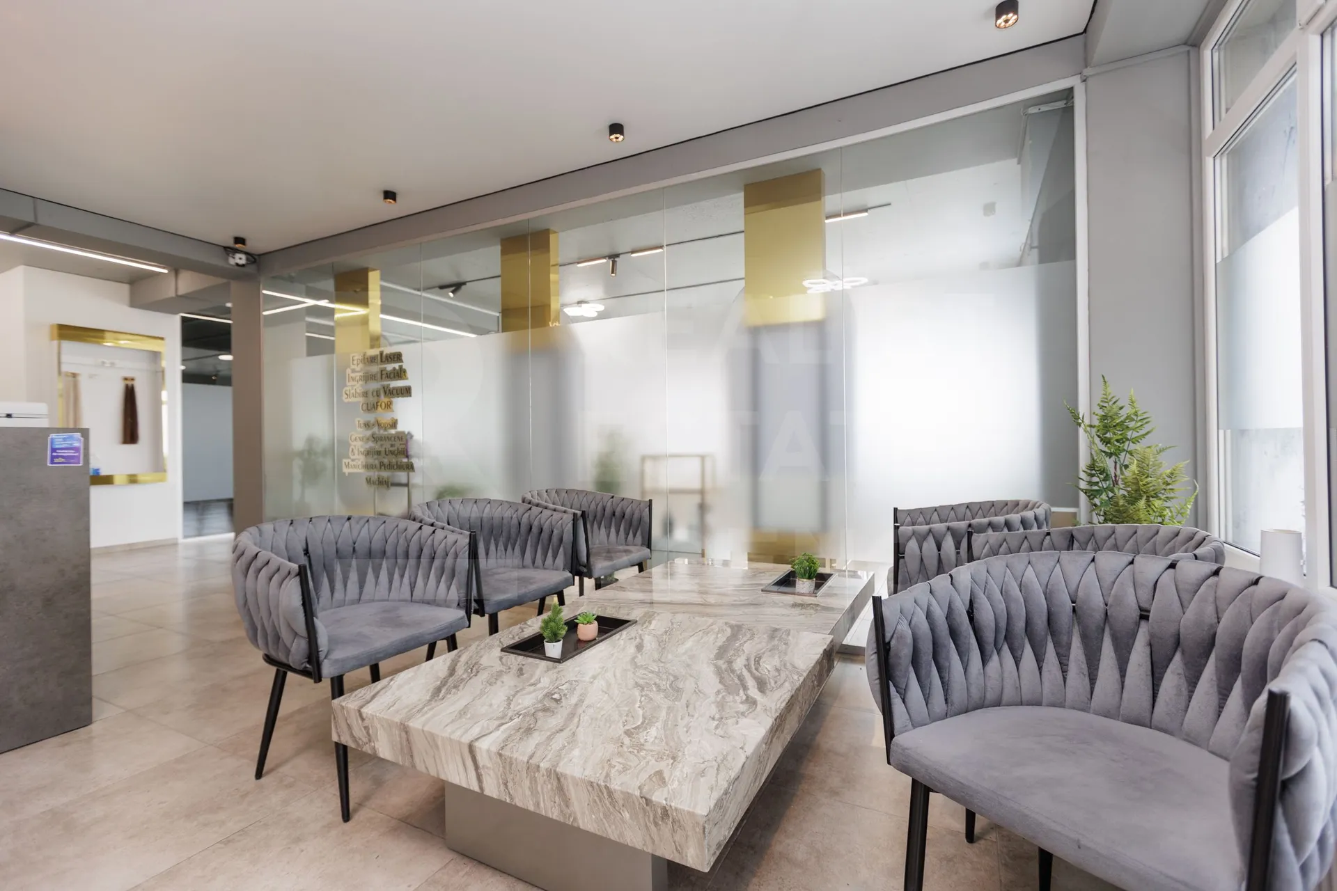 Trade space, 148 m² — Image 2
