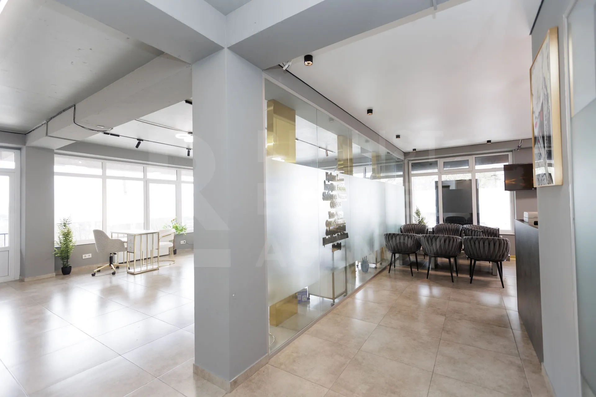 Trade space, 148 m² — Image 3