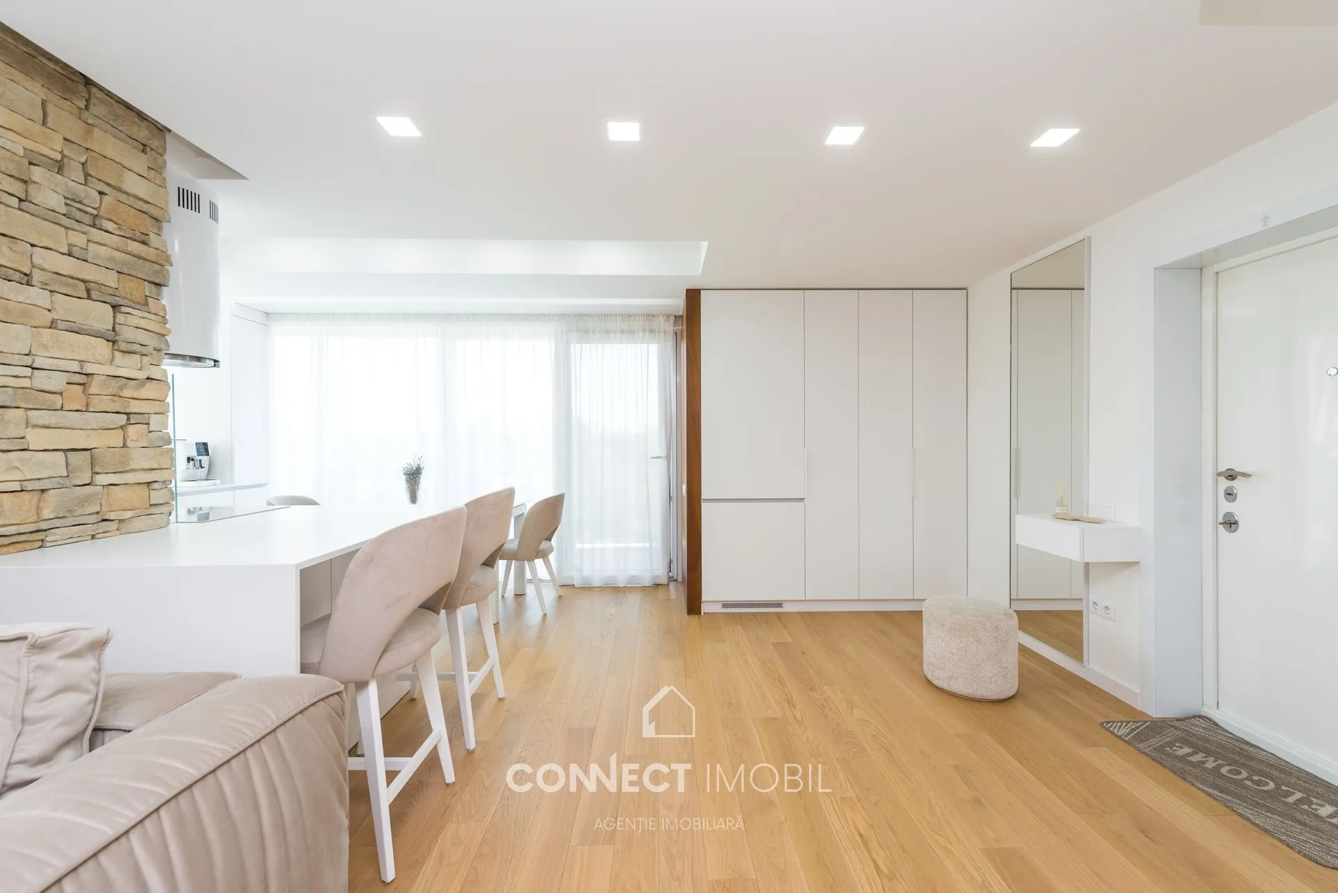 3-комнатная квартира, 210 м² — Изображение 1
