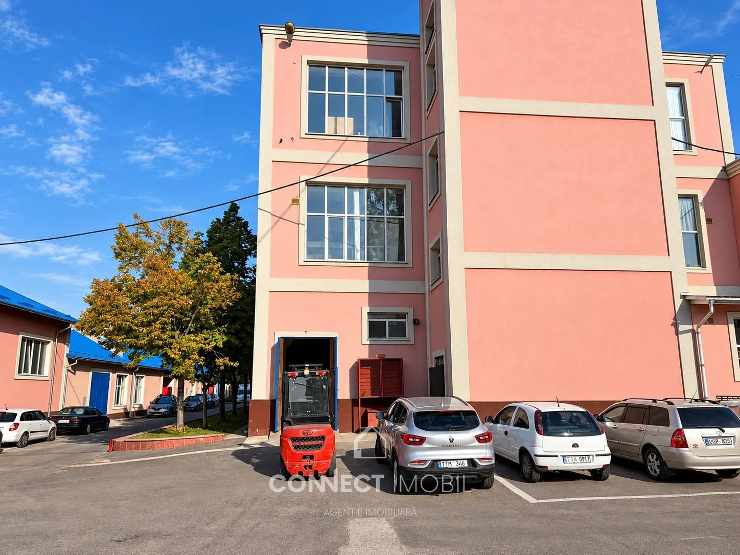 Коммерческое помещение, 1 235 м² — Изображение 1