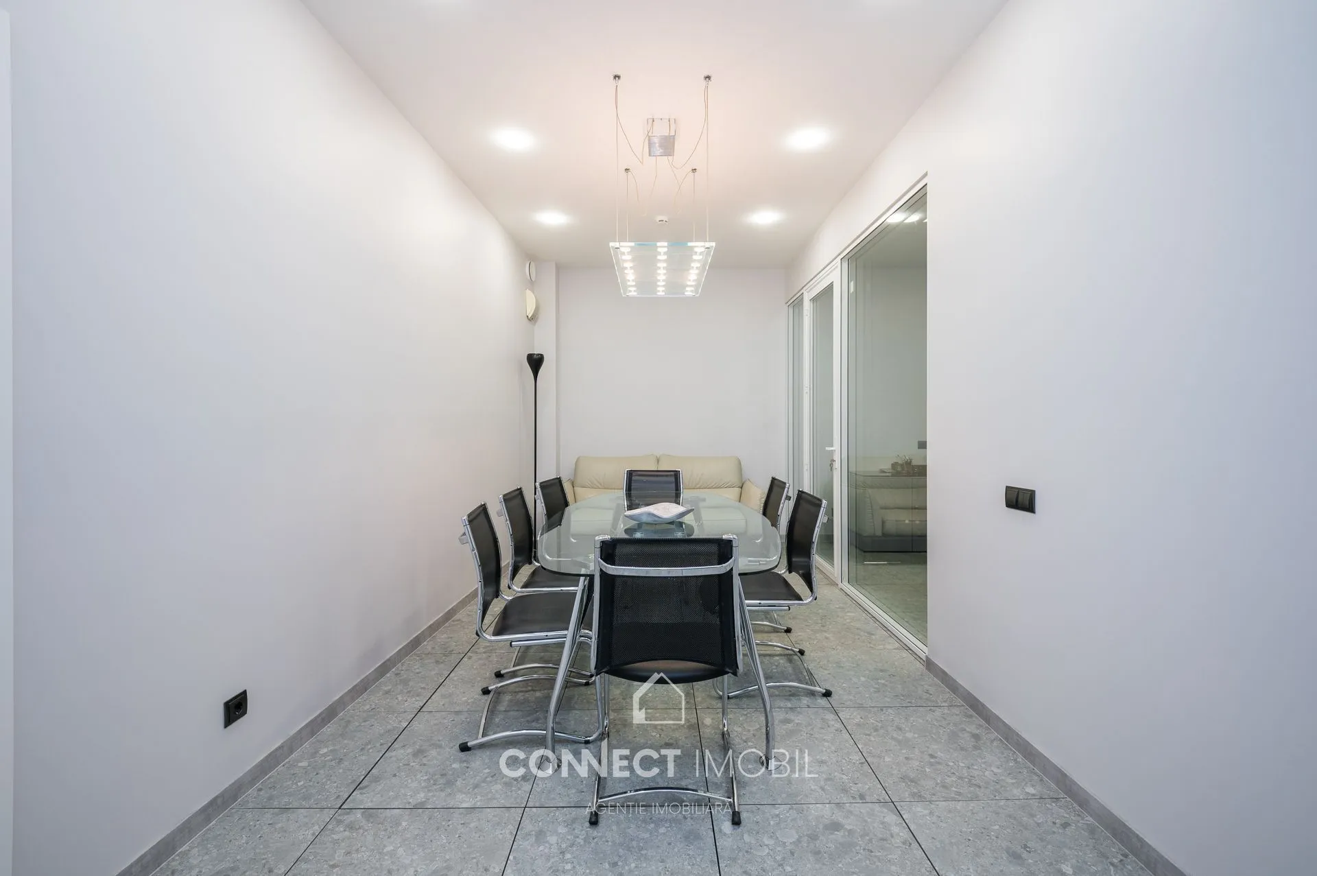 Commercial space, 70 m² — Image 1