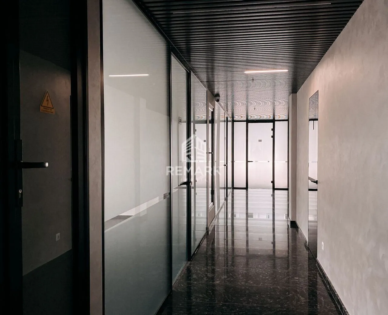 1-bedroom office, 65 m² — Image 4
