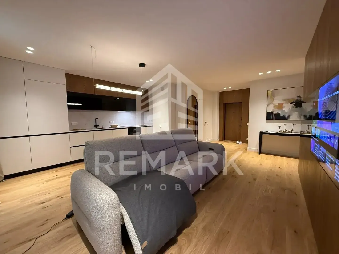 3-camere apartament, 90 m² — Imagine 1