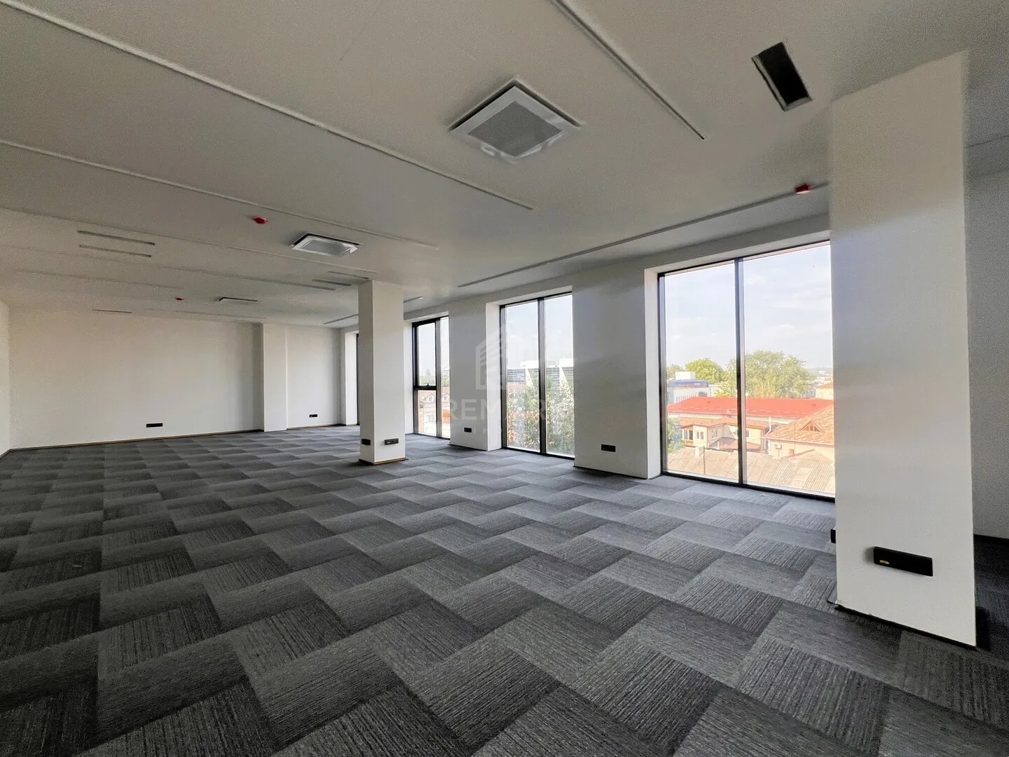 5-camere birou, 530 m² — Imagine 4
