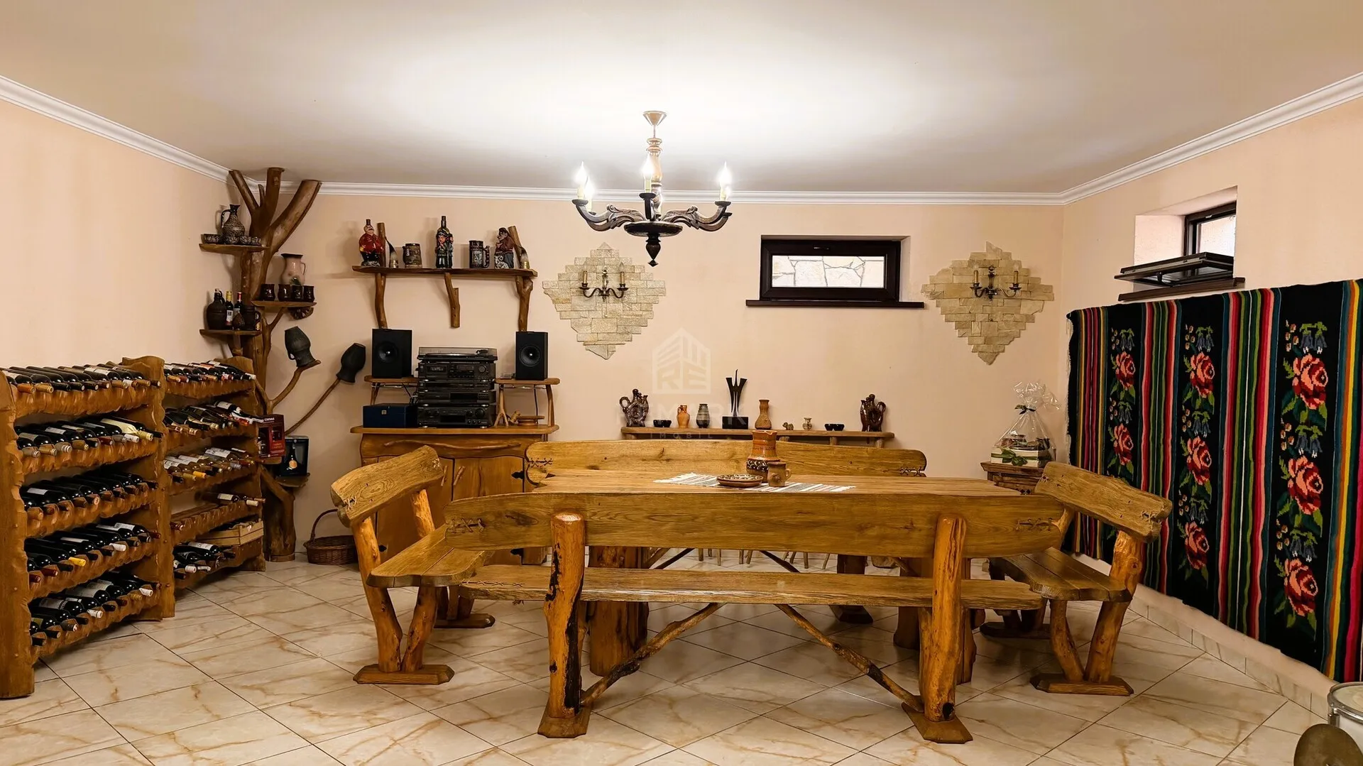2-etaje casă, 4 camere, 210 m² — Imagine 4
