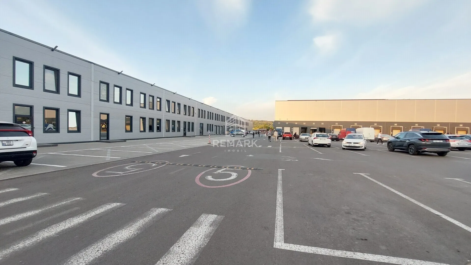 1-комнатный офис, 330 м² — Изображение 3