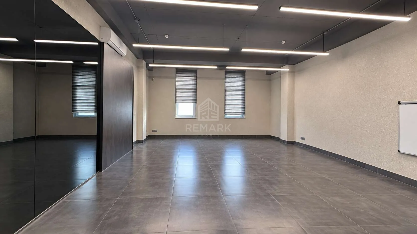 Commercial space, 290 m² — Image 2