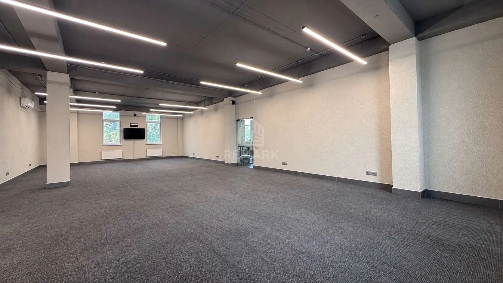 Commercial space, 290 m² — Image 3