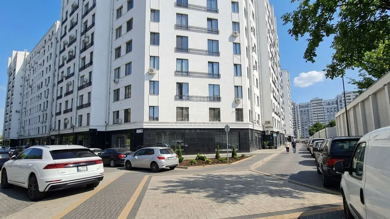Spațiu comercial, 200 m² — Imagine 2