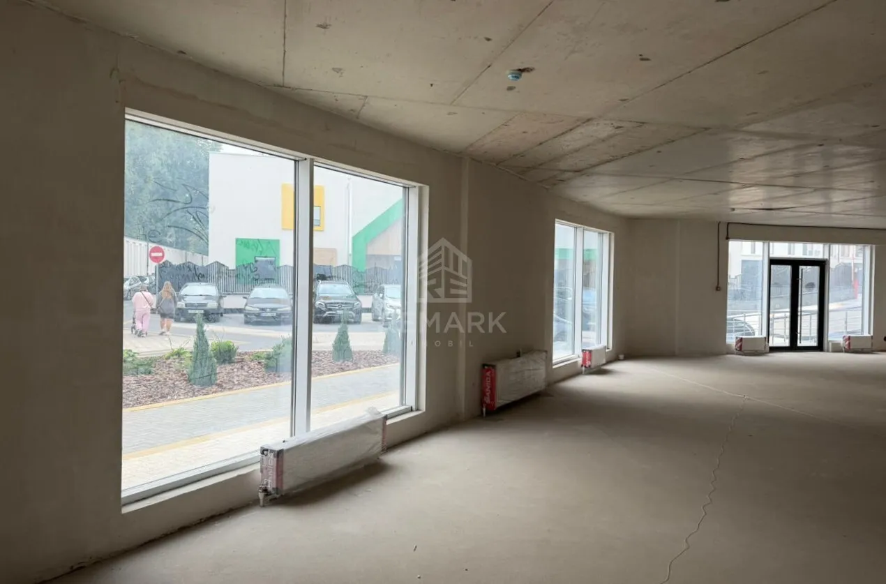 Spațiu comercial, 200 m² — Imagine 4