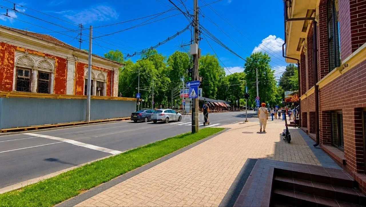 Spațiu comercial, 43 m² — Imagine 2