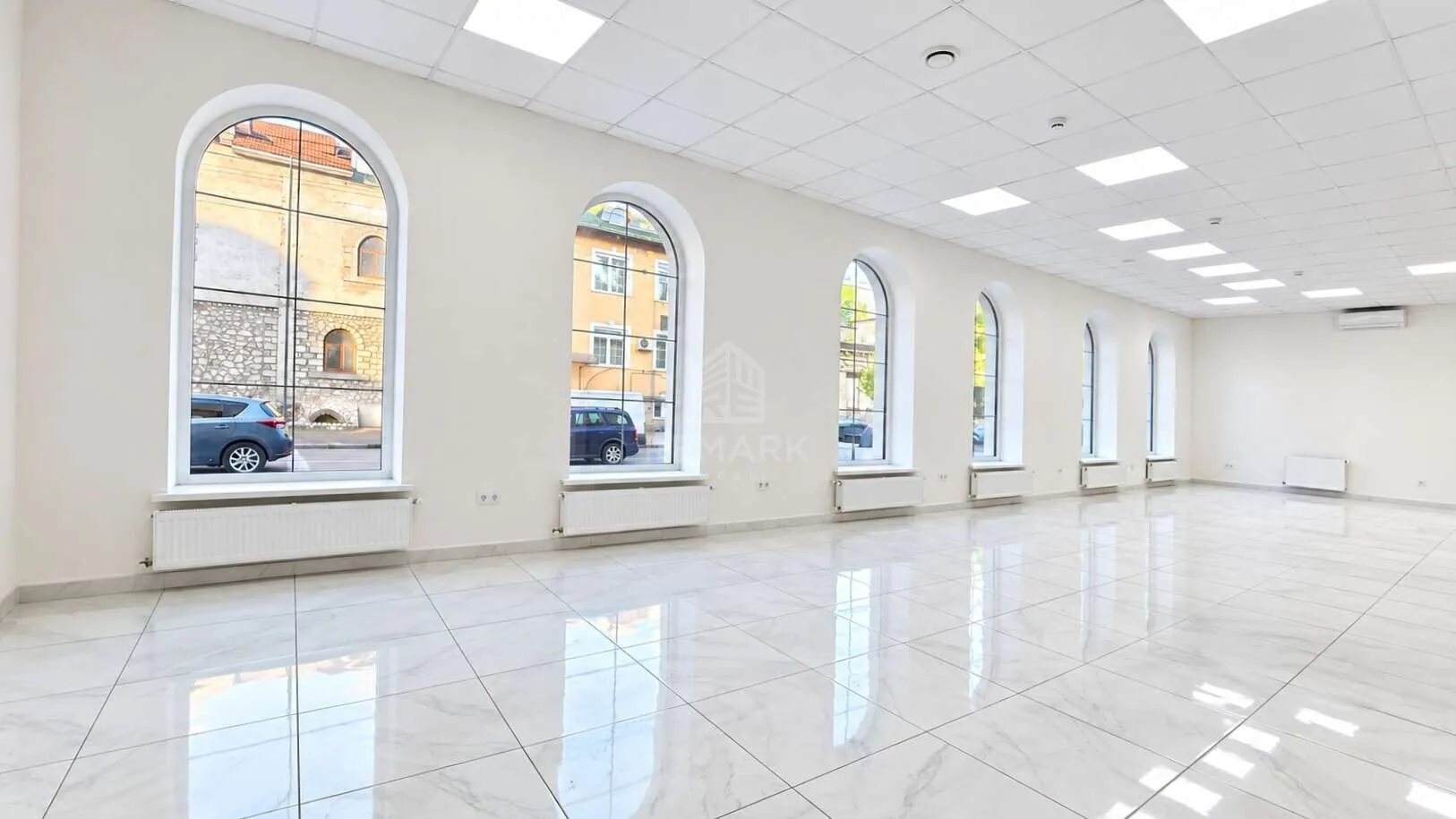 Spațiu comercial, 575 m² — Imagine 3