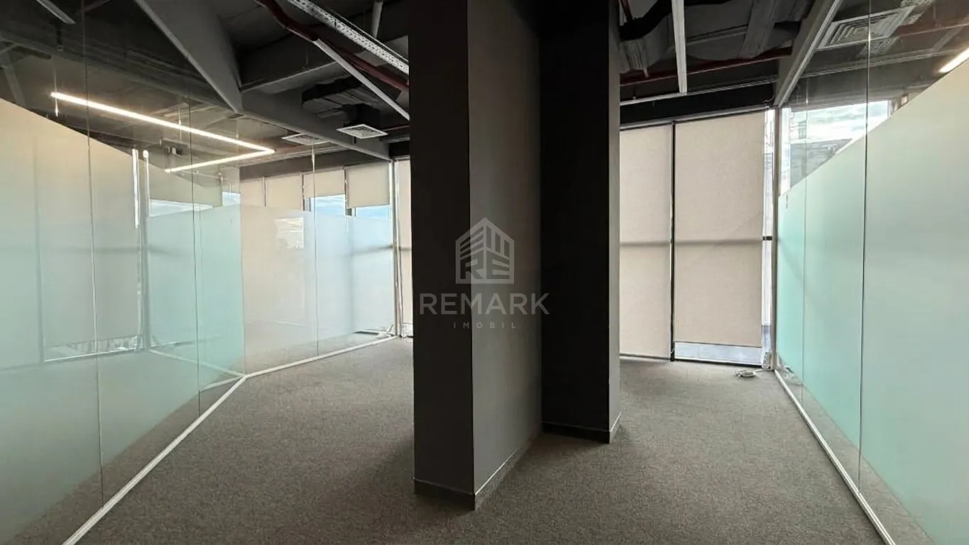 1-bedroom office, 300 m² — Image 3