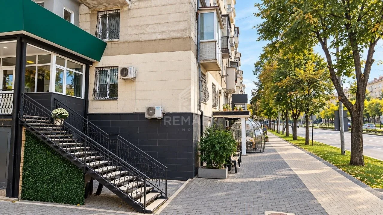 Commercial space, 100 m² — Image 1