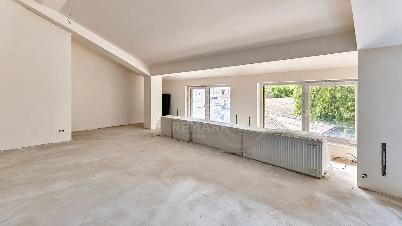 Spațiu comercial, 150 m² — Imagine 2