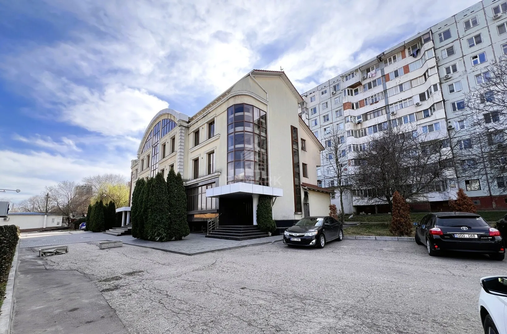 Spațiu comercial, 300 m² — Imagine 3