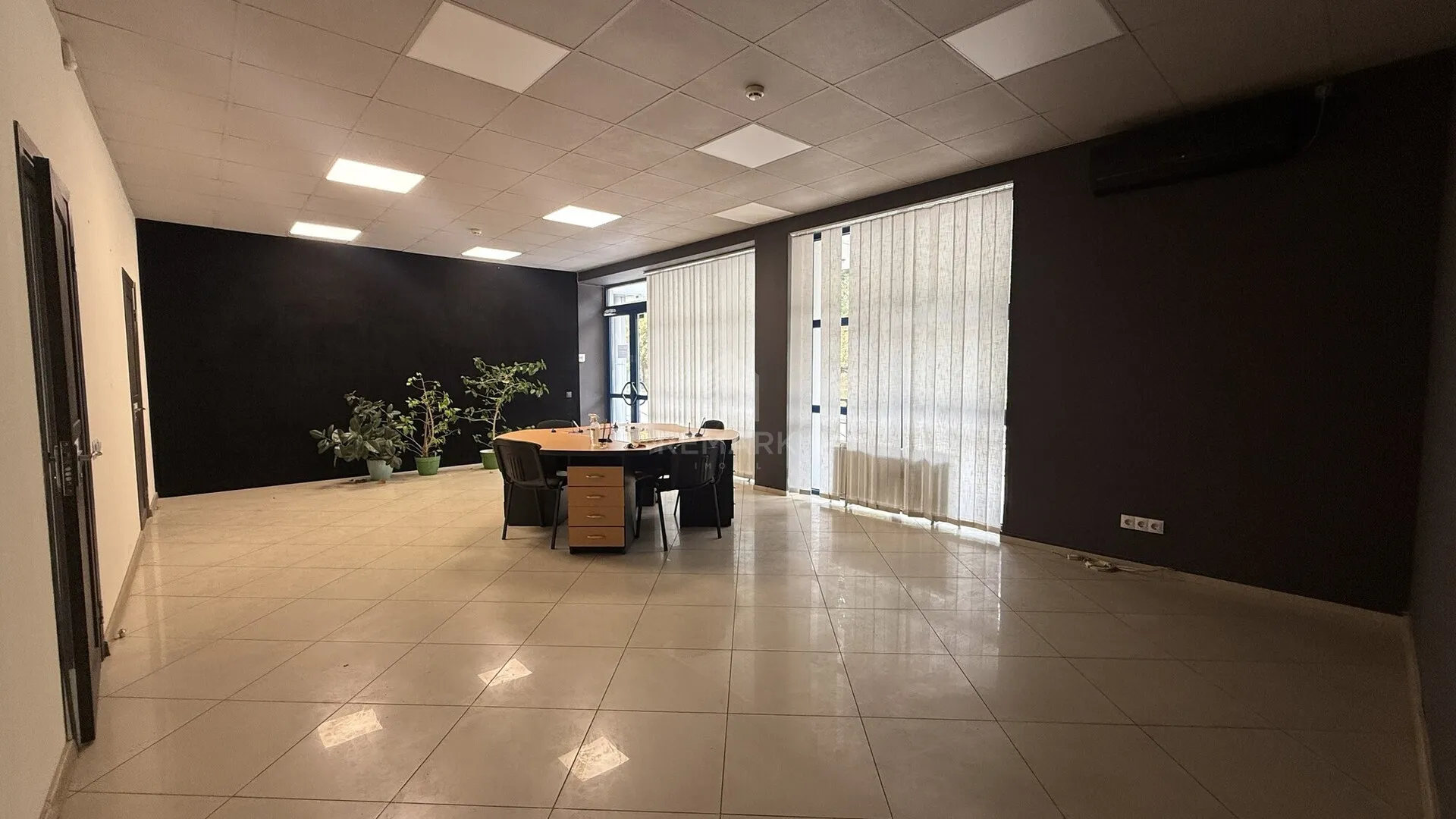Spațiu comercial, 153 m² — Imagine 3
