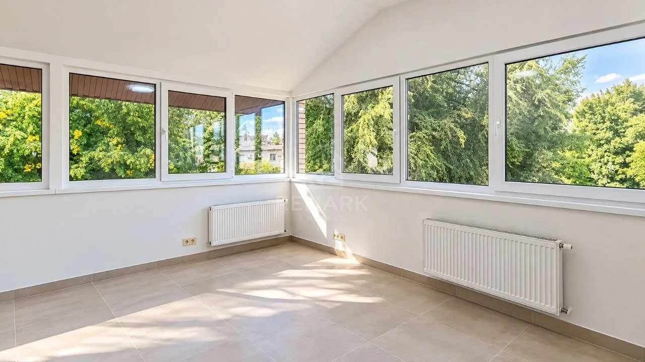 1-bedroom office, 50 m² — Image 1