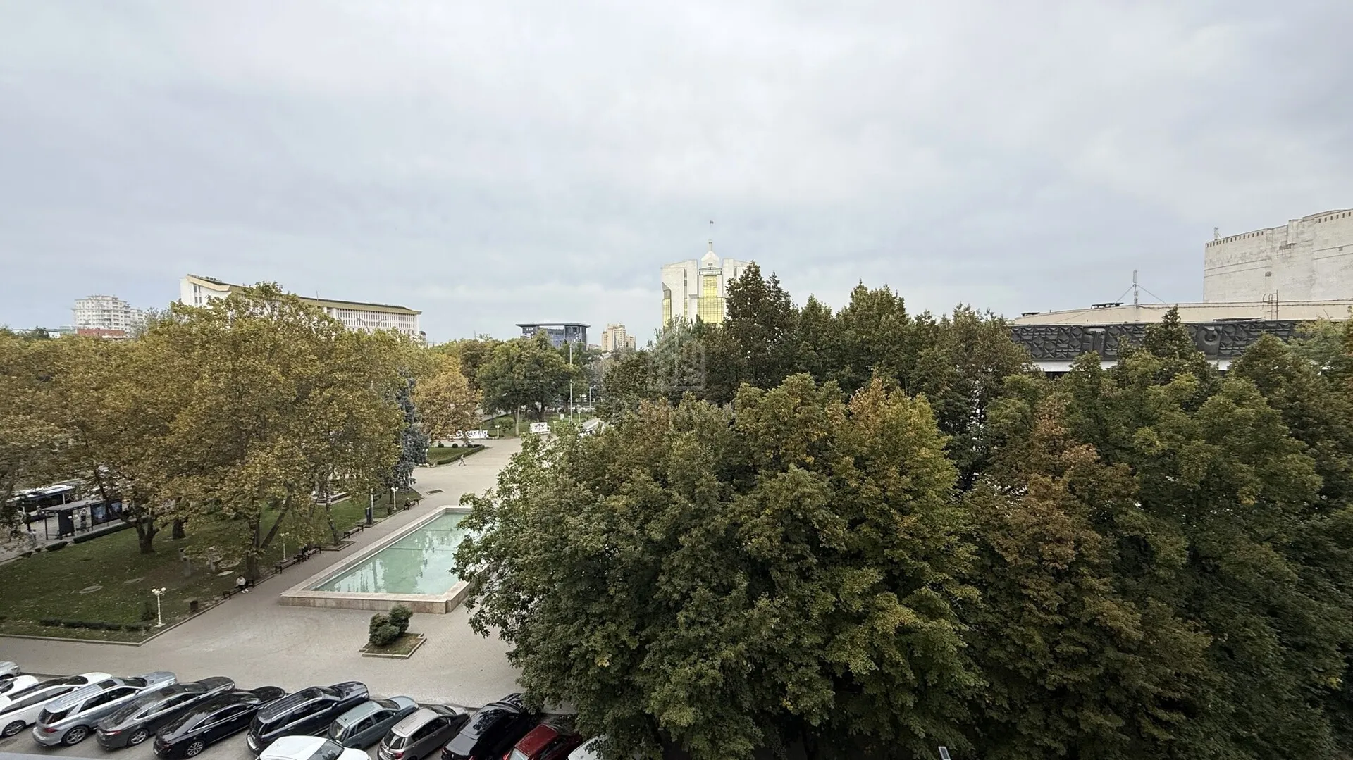 4-bedroom apartment, 140 m² — Image 2