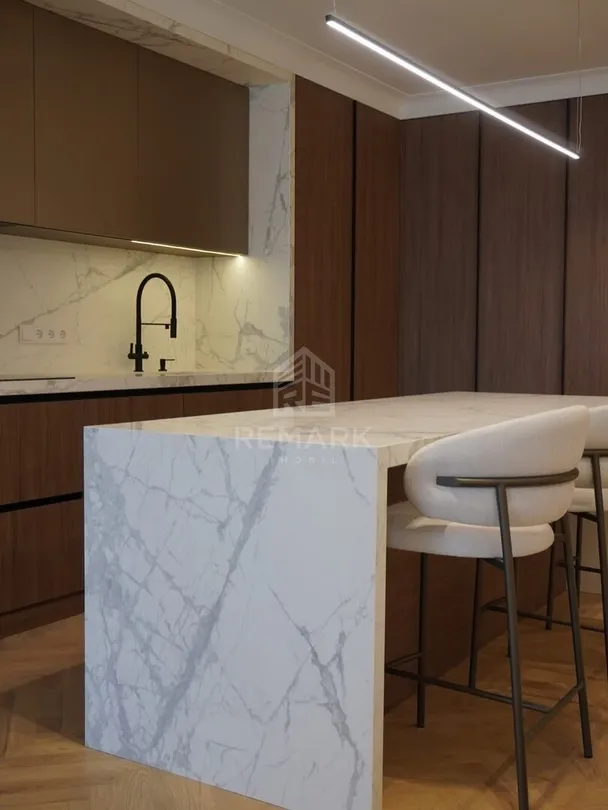 4-комнатная квартира, 140 м² — Изображение 2