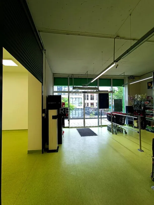 Spațiu comercial, 50 m² — Imagine 4