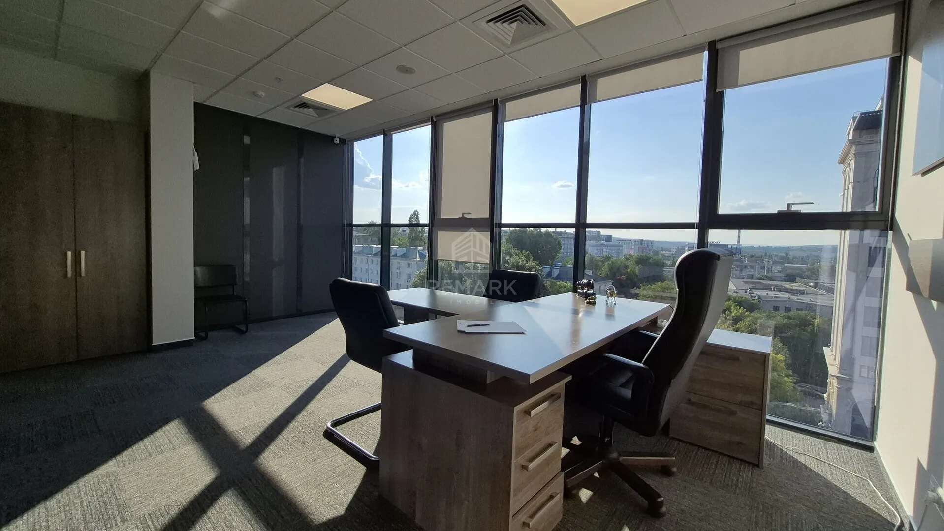 Birou, 190 m² — Imagine 2
