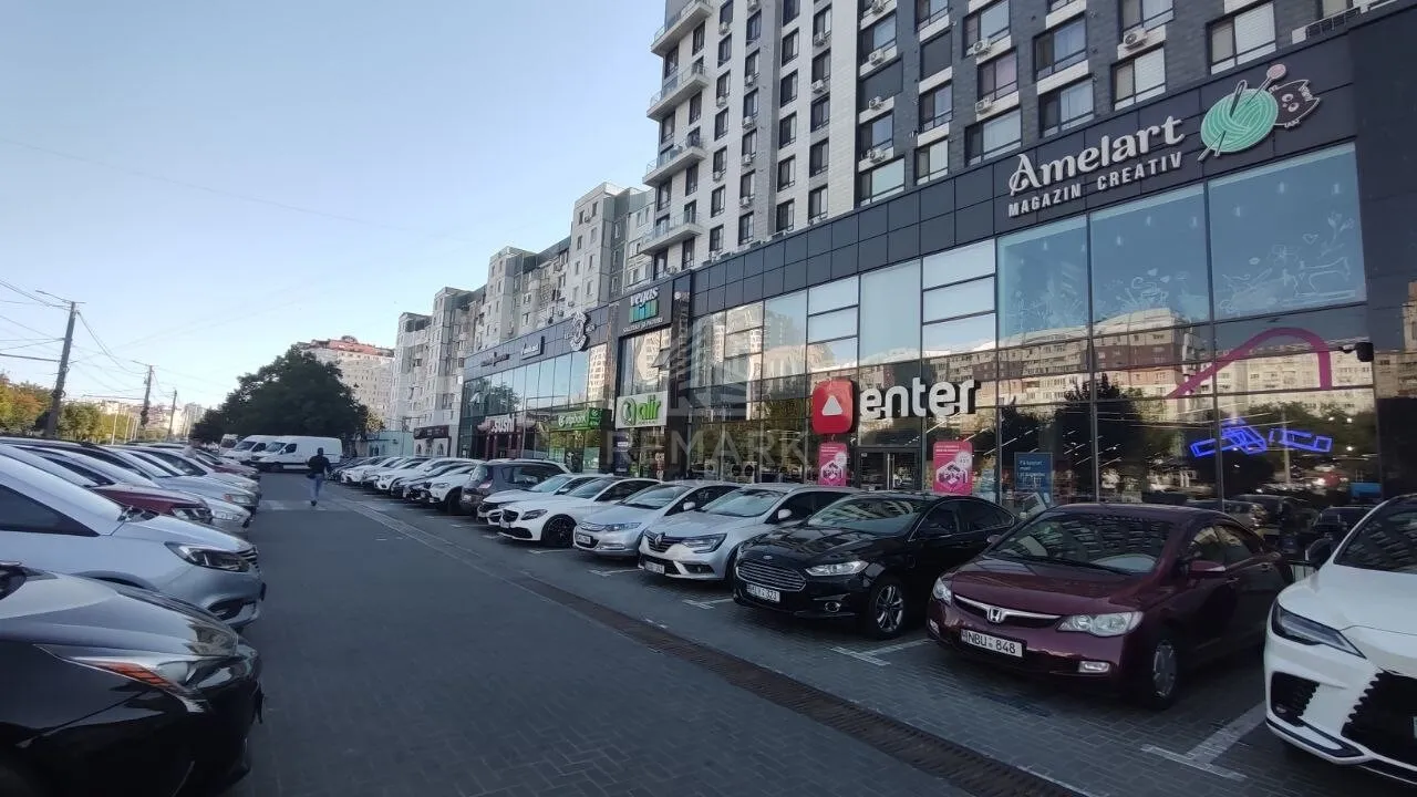 Spațiu comercial, 128 m² — Imagine 1