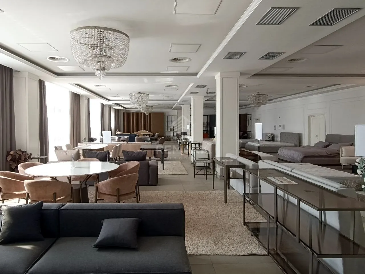 Commercial space, 2 375 m² — Image 2