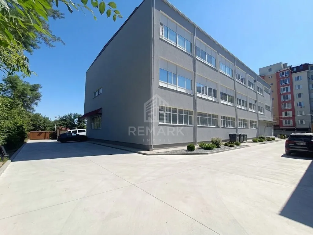 Spațiu comercial, 3 000 m² — Imagine 3