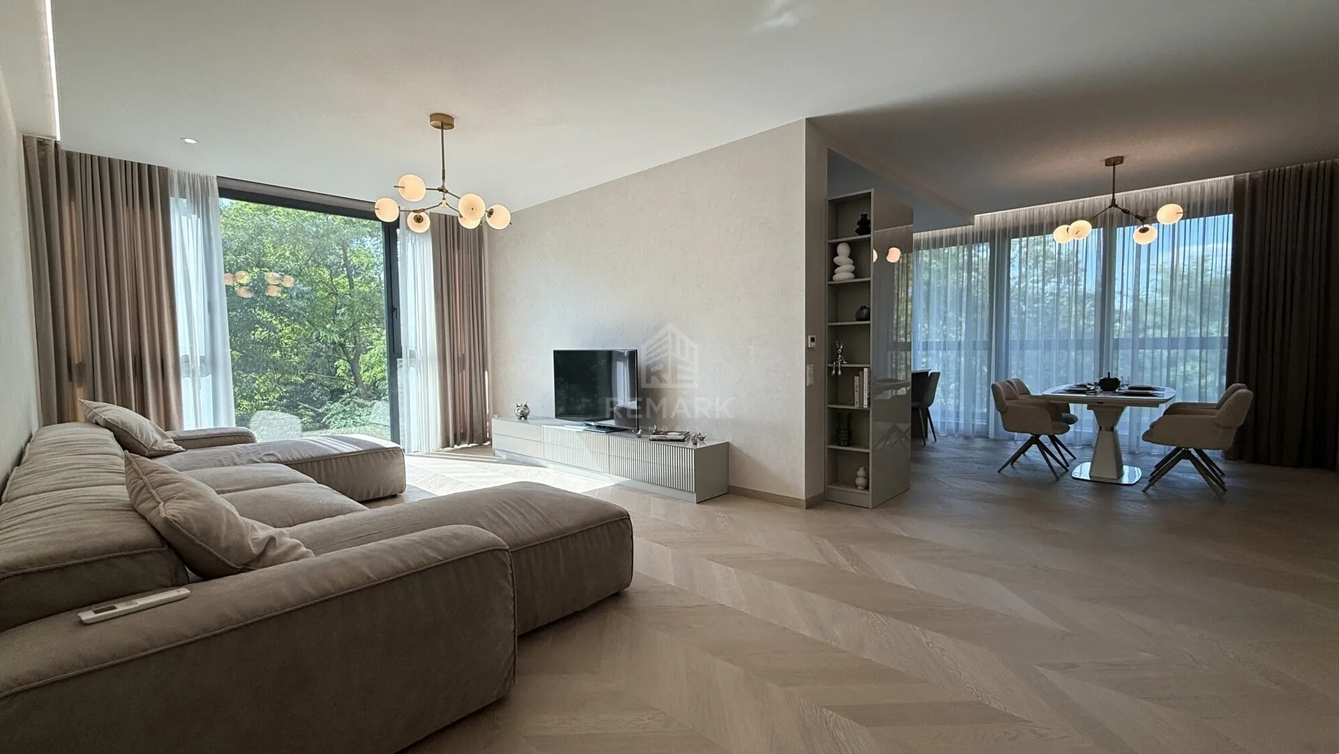 3-комнатная квартира, 135 м² — Изображение 1