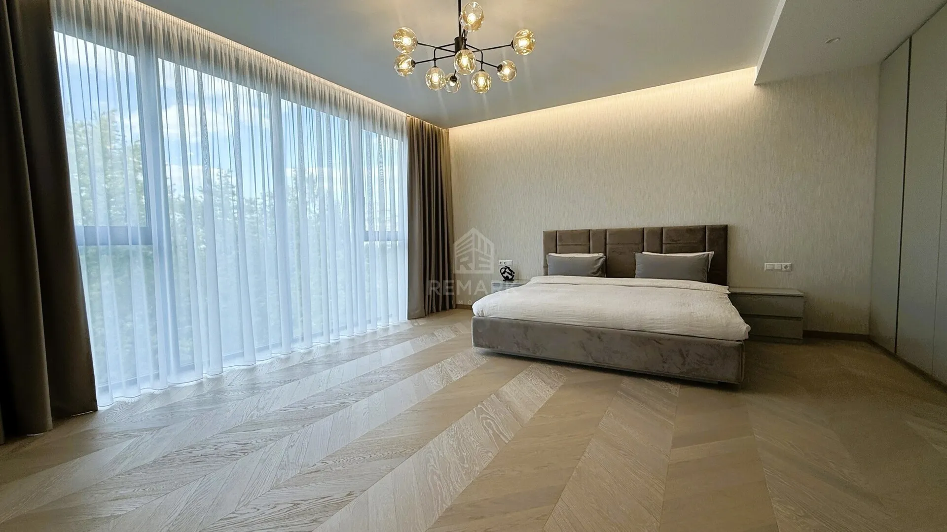 3-комнатная квартира, 135 м² — Изображение 3