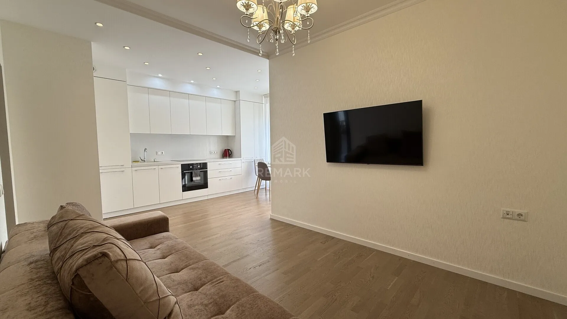 1-bedroom apartment, 45 m² — Image 1
