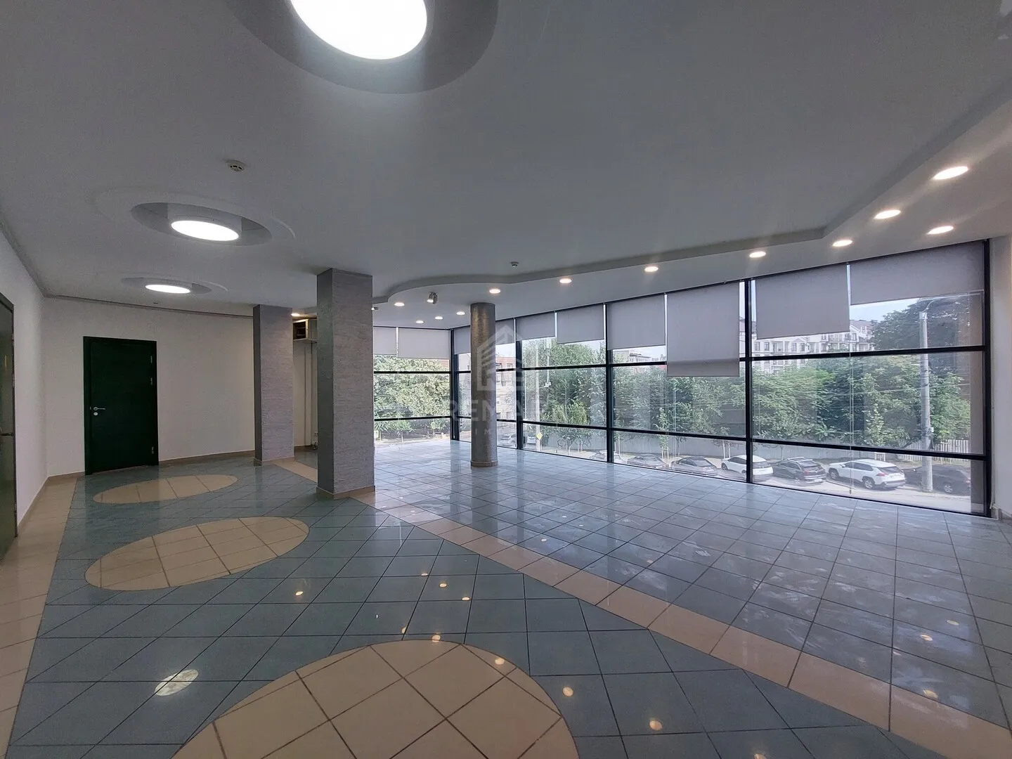 Birou, 140 m² — Imagine 1