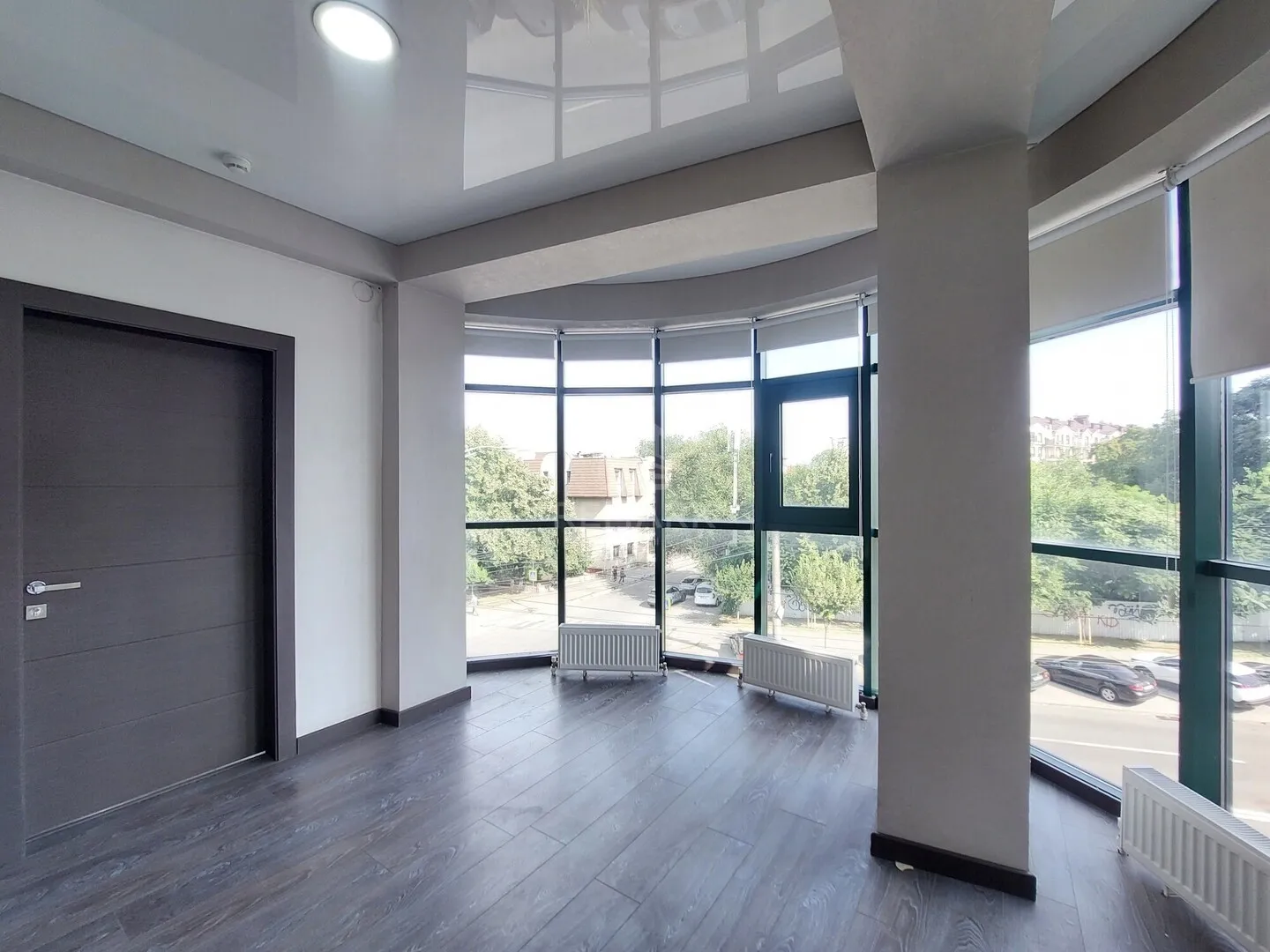 Office, 141 m² — Image 3