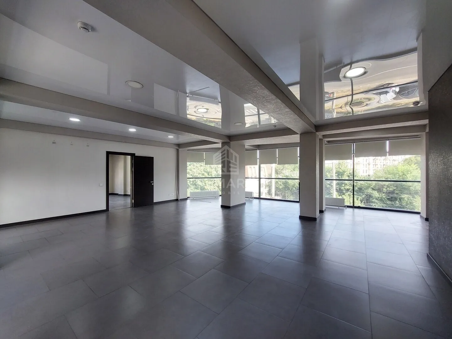 Office, 141 m² — Image 4