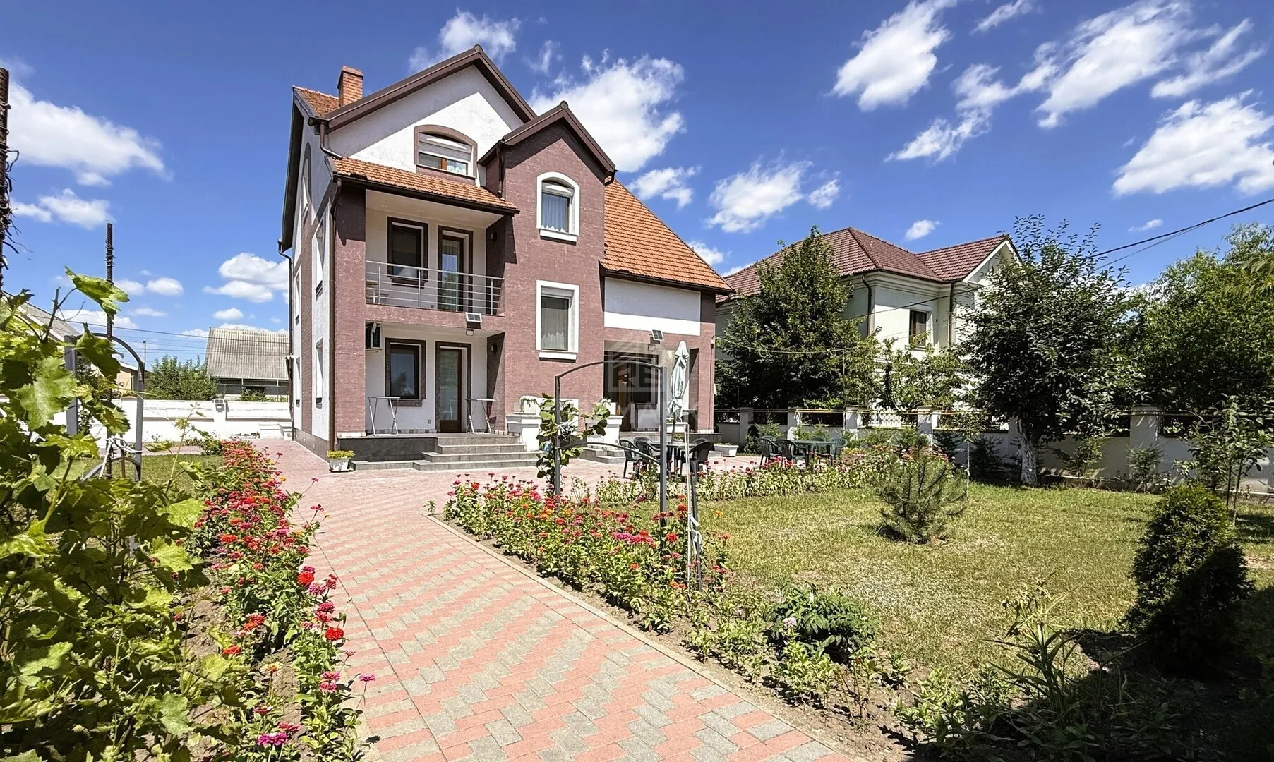 Коммерческое помещение, 330 м² — Изображение 1