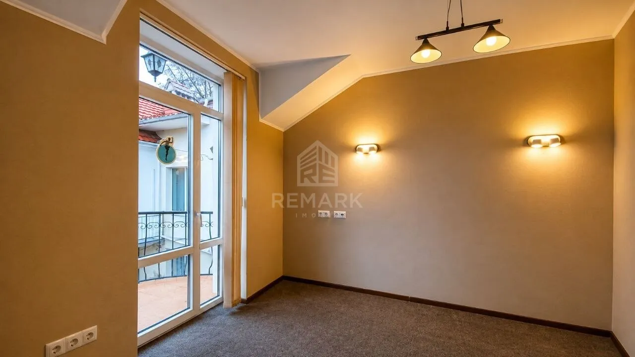 3-bedroom office, 90 m² — Image 1