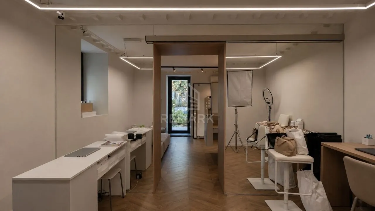 Commercial space, 140 m² — Image 2